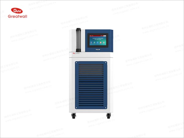 制冷加熱循環(huán)器原理及主要特點