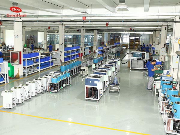 鄭州長(zhǎng)城科工貿(mào)有限公司溫控車(chē)間