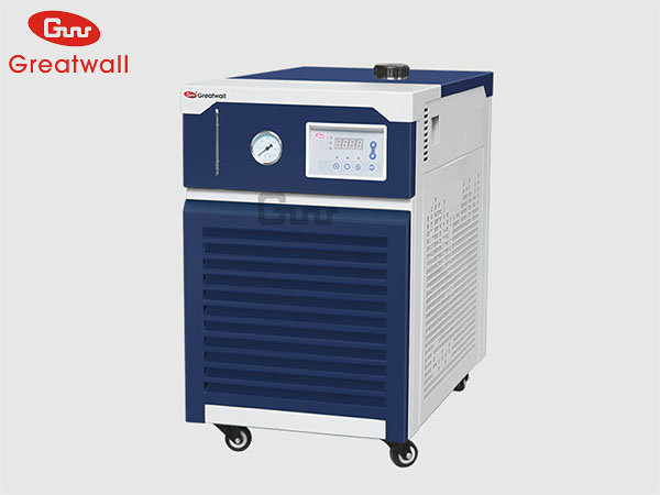 低溫制冷循環(huán)器廠家哪個(gè)好