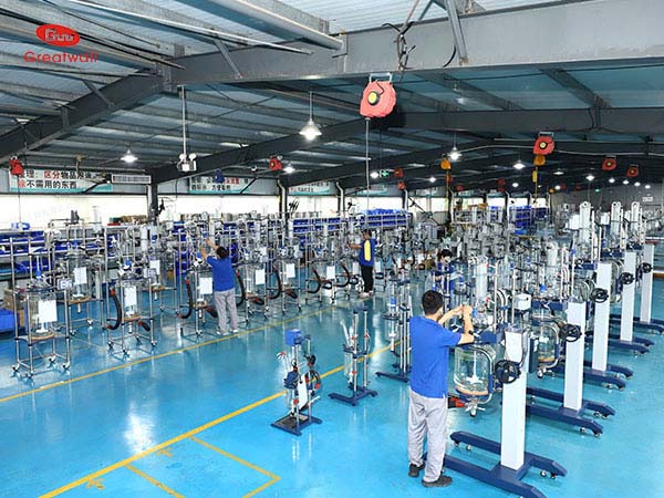 反應(yīng)釜高低溫冷熱一體機(jī)廠家