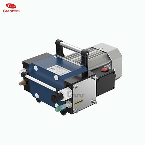 實(shí)驗(yàn)室隔膜真空泵的使用