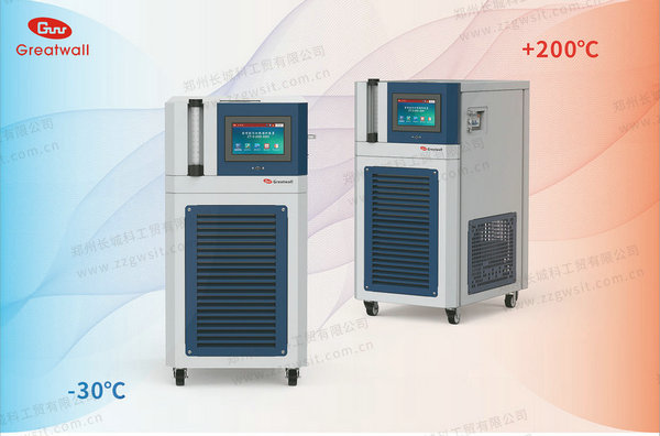 高低溫一體機(jī)導(dǎo)熱油加多少合適？