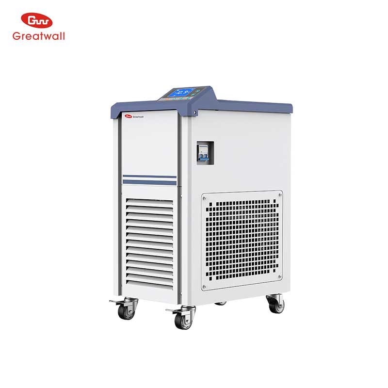 低溫冷卻循環(huán)機(jī)使用錯(cuò)誤操作